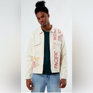 PacSun canvas lightweight Cream Jacket with Graphic Details.  Men’s Small